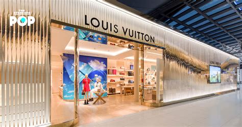 lv สุวรรณภูมิ|Louis Vuitton เปิดร้านแรกที่สนามบินสุวรรณภูมิ .